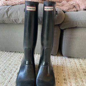 Tall Black Hunter Boots